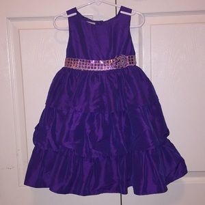 Girls dress